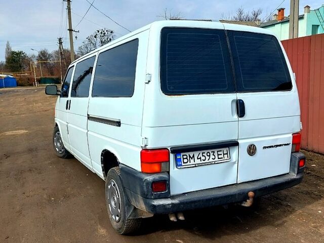 Білий Фольксваген Transporter, об'ємом двигуна 2.5 л та пробігом 400 тис. км за 7500 $, фото 5 на Automoto.ua