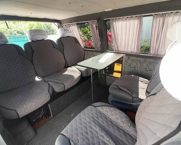 Фольксваген Transporter 1999 у Києві на Automoto.ua Білий Фольксваген Transporter, об'ємом двигуна 1.9 л та пробігом 300 тис. км за 5000 $, фото 5 на Automoto.ua