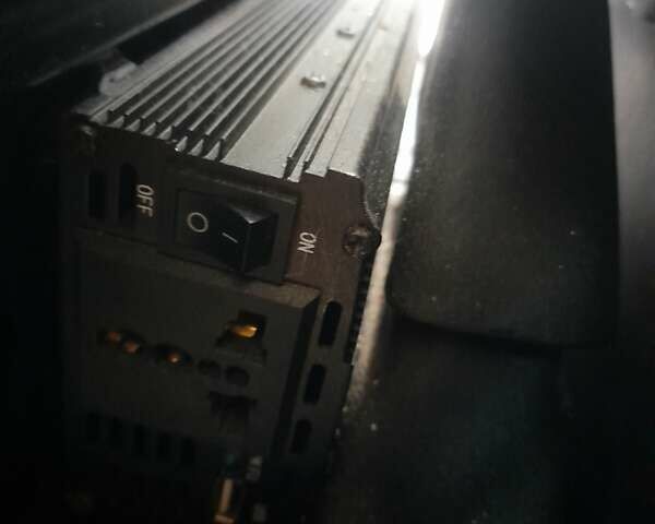 Фольксваген Transporter 1999 у Києві на Automoto.ua Білий Фольксваген Transporter, об'ємом двигуна 1.9 л та пробігом 300 тис. км за 5000 $, фото 1 на Automoto.ua