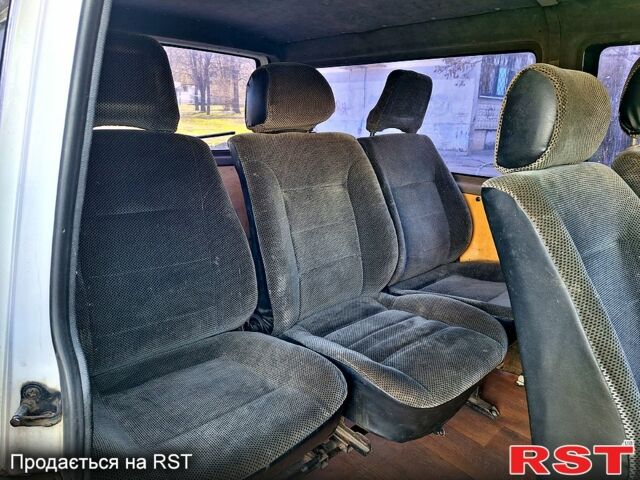 Фольксваген Transporter 2000 в Харькове на Automoto.ua Белый Фольксваген Transporter, объемом двигателя 25 л и пробегом 320 тыс. км за 6600 $, фото 11 на Automoto.ua