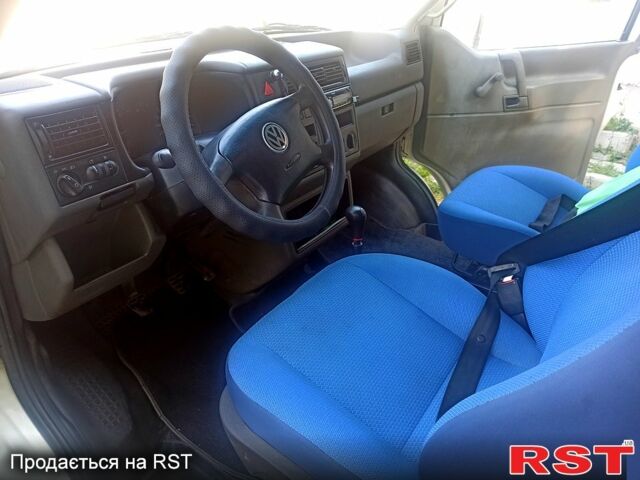 Білий Фольксваген Transporter, об'ємом двигуна 1.9 л та пробігом 360 тис. км за 5800 $, фото 5 на Automoto.ua