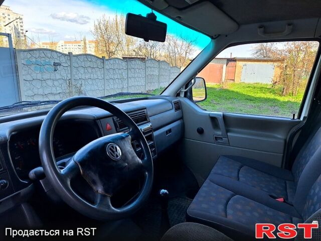 Фольксваген Transporter 2000 в Харькове на Automoto.ua Белый Фольксваген Transporter, объемом двигателя 25 л и пробегом 320 тыс. км за 6600 $, фото 9 на Automoto.ua
