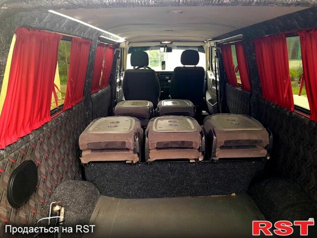 Фольксваген Transporter 2000 в Одессе на Automoto.ua Белый Фольксваген Transporter, объемом двигателя 2.5 л и пробегом 580 тыс. км за 9600 $, фото 4 на Automoto.ua