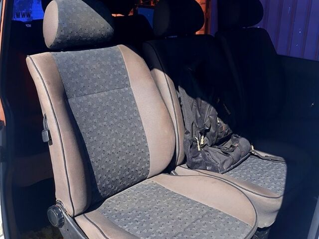 Белый Фольксваген Transporter, объемом двигателя 2.5 л и пробегом 410 тыс. км за 6700 $, фото 5 на Automoto.ua