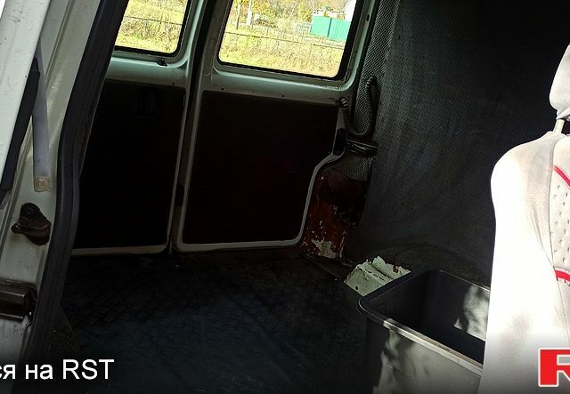 Белый Фольксваген Transporter, объемом двигателя 1.9 л и пробегом 0 тыс. км за 6000 $, фото 8 на Automoto.ua