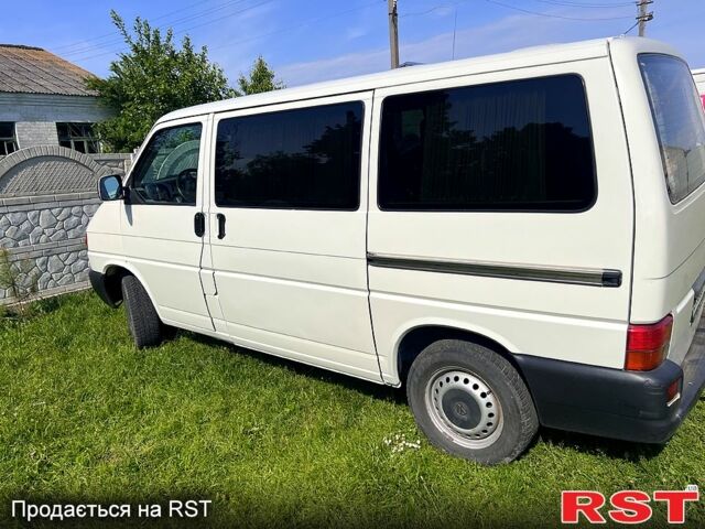 Белый Фольксваген Transporter, объемом двигателя 2.5 л и пробегом 435 тыс. км за 7500 $, фото 4 на Automoto.ua