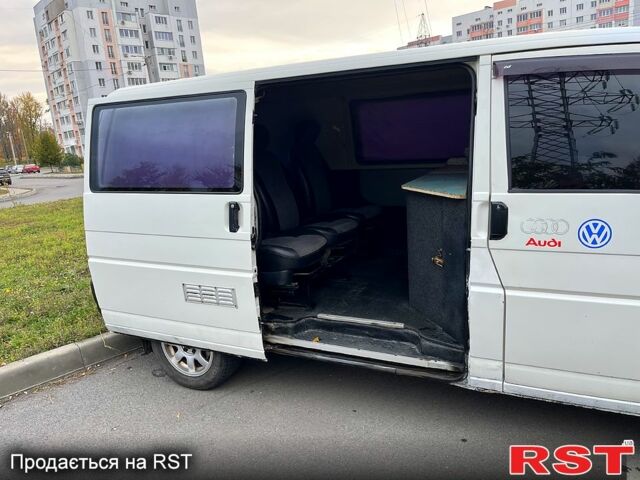 Фольксваген Transporter 2001 в Харькове на Automoto.ua Белый Фольксваген Transporter, объемом двигателя 2.5 л и пробегом 565 тыс. км за 4900 $, фото 5 на Automoto.ua