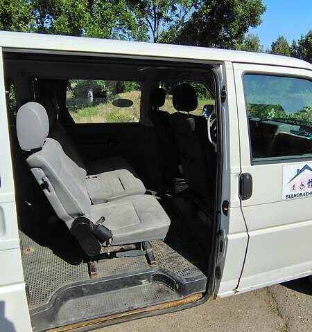 Фольксваген Transporter 2002 в Николаеве на Automoto.ua Белый Фольксваген Transporter, объемом двигателя 2.5 л и пробегом 437 тыс. км за 4100 $, фото 7 на Automoto.ua