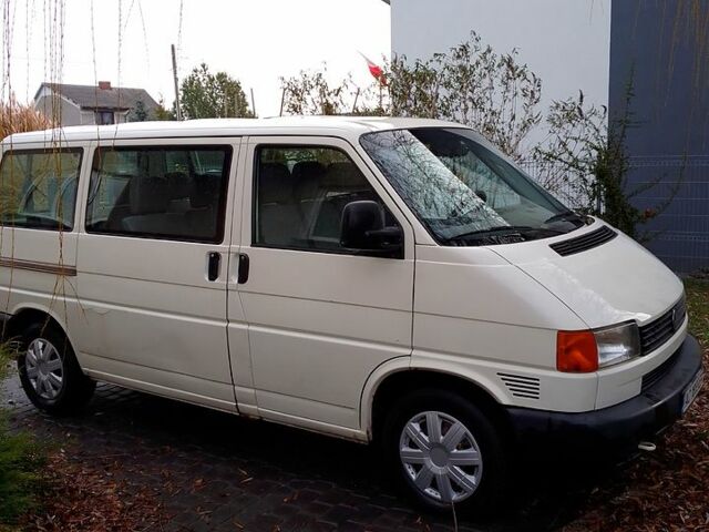 Белый Фольксваген Transporter, объемом двигателя 2.5 л и пробегом 355 тыс. км за 8500 $, фото 2 на Automoto.ua