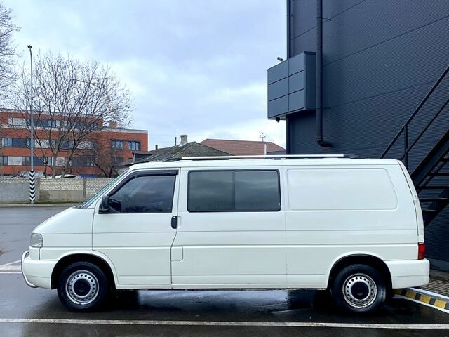 Белый Фольксваген Transporter, объемом двигателя 2.5 л и пробегом 535 тыс. км за 5700 $, фото 1 на Automoto.ua