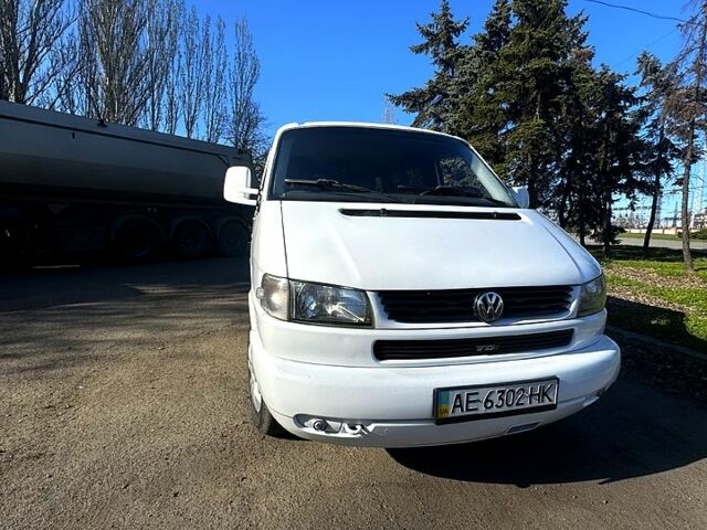 Белый Фольксваген Transporter, объемом двигателя 25 л и пробегом 310 тыс. км за 5700 $, фото 1 на Automoto.ua