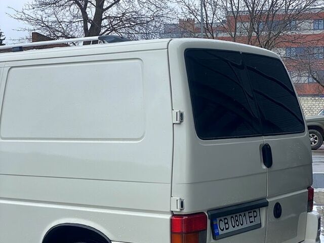 Белый Фольксваген Transporter, объемом двигателя 2.5 л и пробегом 535 тыс. км за 5700 $, фото 2 на Automoto.ua