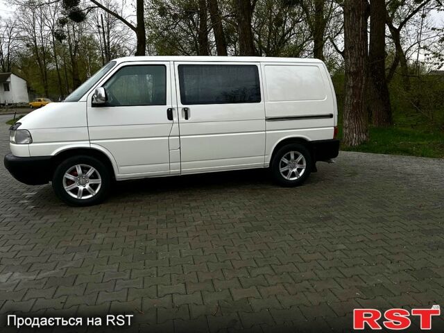Белый Фольксваген Transporter, объемом двигателя 2.5 л и пробегом 420 тыс. км за 7200 $, фото 8 на Automoto.ua