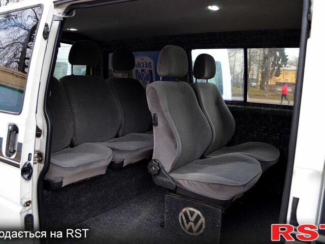 Белый Фольксваген Transporter, объемом двигателя 25 л и пробегом 364 тыс. км за 7500 $, фото 11 на Automoto.ua