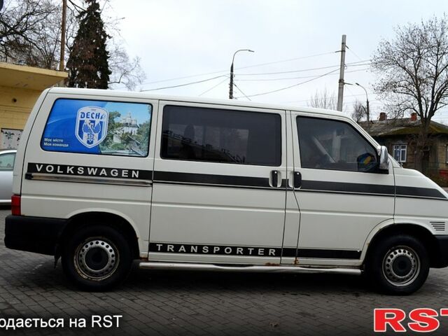 Белый Фольксваген Transporter, объемом двигателя 2.5 л и пробегом 364 тыс. км за 7500 $, фото 4 на Automoto.ua