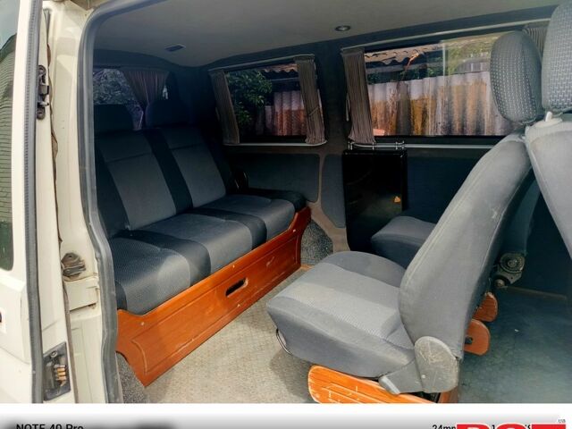 Белый Фольксваген Transporter, объемом двигателя 1.9 л и пробегом 365 тыс. км за 7700 $, фото 4 на Automoto.ua