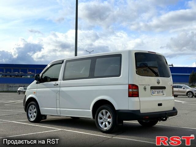 Белый Фольксваген Transporter, объемом двигателя 2.5 л и пробегом 280 тыс. км за 8800 $, фото 2 на Automoto.ua