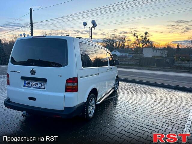 Білий Фольксваген Transporter, об'ємом двигуна 1.9 л та пробігом 357 тис. км за 8555 $, фото 5 на Automoto.ua
