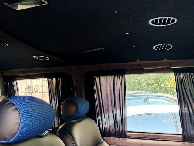Фольксваген Transporter 2004 в Киеве на Automoto.ua Белый Фольксваген Transporter, объемом двигателя 1.9 л и пробегом 495 тыс. км за 7500 $, фото 6 на Automoto.ua