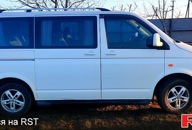 Белый Фольксваген Transporter, объемом двигателя 1.9 л и пробегом 260 тыс. км за 9300 $, фото 1 на Automoto.ua