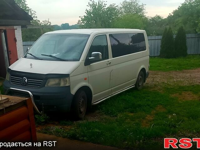 Белый Фольксваген Transporter, объемом двигателя 2.5 л и пробегом 390 тыс. км за 6500 $, фото 1 на Automoto.ua