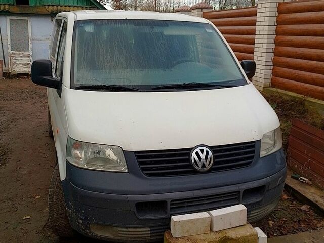 Белый Фольксваген Transporter, объемом двигателя 2.5 л и пробегом 400 тыс. км за 7500 $, фото 4 на Automoto.ua