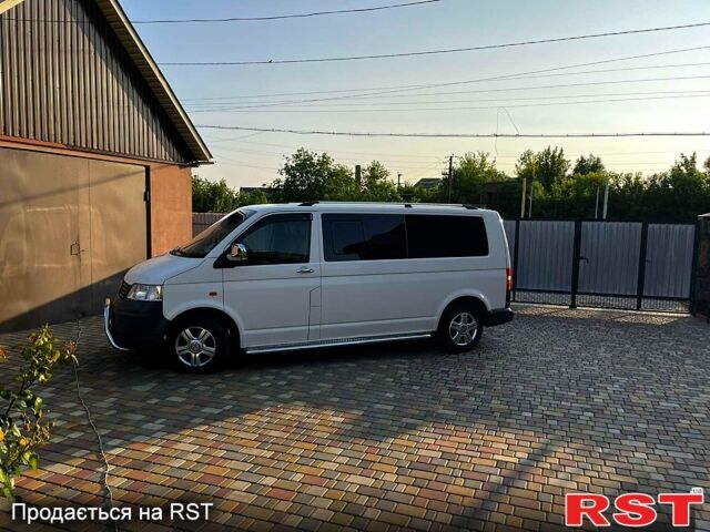 Белый Фольксваген Transporter, объемом двигателя 1.9 л и пробегом 100 тыс. км за 8800 $, фото 1 на Automoto.ua