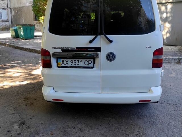 Білий Фольксваген Transporter, об'ємом двигуна 1.9 л та пробігом 300 тис. км за 7500 $, фото 9 на Automoto.ua