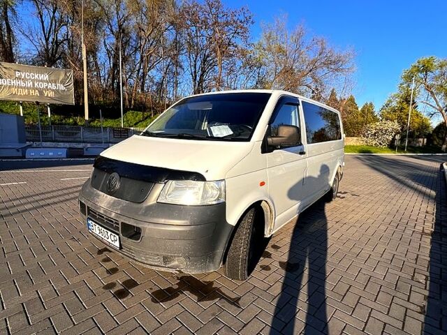 Білий Фольксваген Transporter, об'ємом двигуна 1.9 л та пробігом 400 тис. км за 7600 $, фото 10 на Automoto.ua