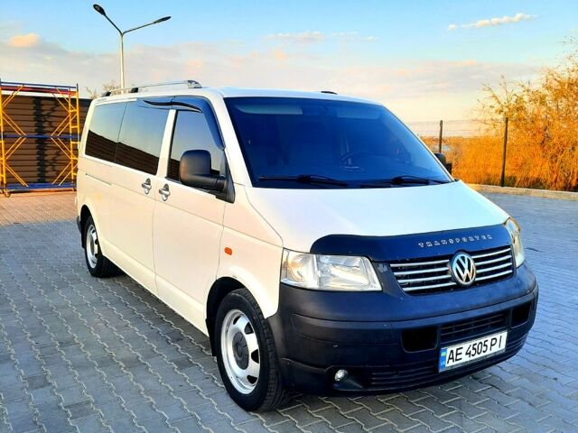 Фольксваген Transporter 2006 в Николаеве на Automoto.ua Белый Фольксваген Transporter, объемом двигателя 2.5 л и пробегом 0 тыс. км за 9500 $, фото 1 на Automoto.ua