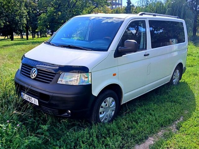 Белый Фольксваген Transporter, объемом двигателя 1.9 л и пробегом 435 тыс. км за 9200 $, фото 1 на Automoto.ua
