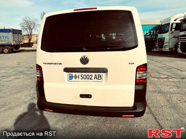 Білий Фольксваген Transporter, об'ємом двигуна 2.5 л та пробігом 363 тис. км за 6800 $, фото 5 на Automoto.ua