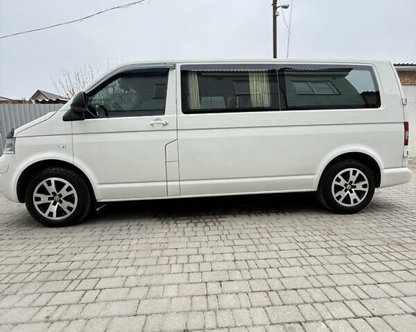 Білий Фольксваген Transporter, об'ємом двигуна 2.5 л та пробігом 279 тис. км за 11000 $, фото 3 на Automoto.ua