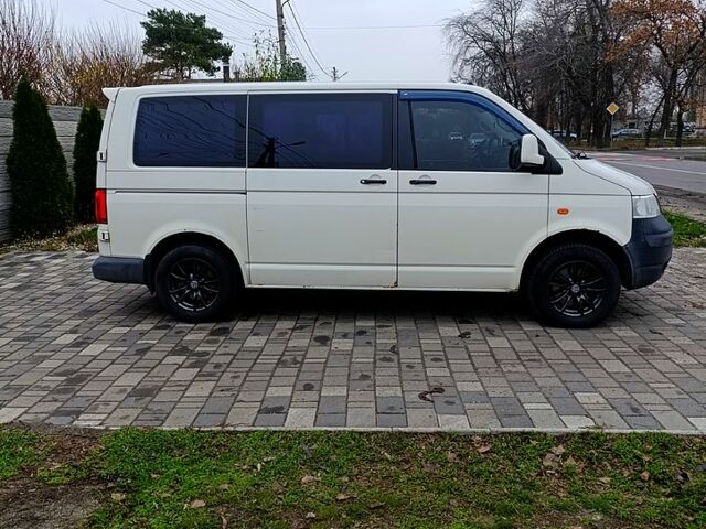 Белый Фольксваген Transporter, объемом двигателя 1.9 л и пробегом 280 тыс. км за 7950 $, фото 4 на Automoto.ua