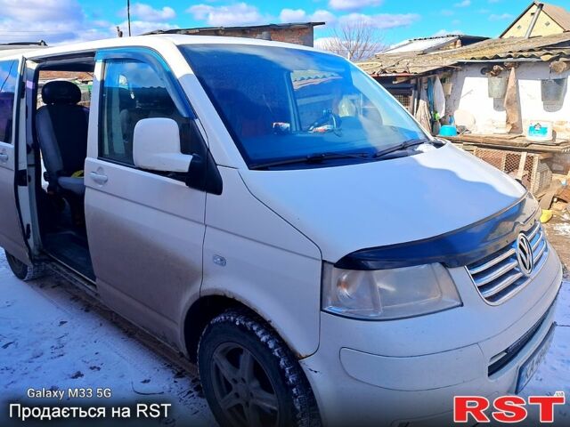 Белый Фольксваген Transporter, объемом двигателя 19 л и пробегом 500 тыс. км за 7000 $, фото 1 на Automoto.ua