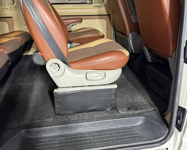 Білий Фольксваген Transporter, об'ємом двигуна 2.5 л та пробігом 279 тис. км за 11000 $, фото 11 на Automoto.ua