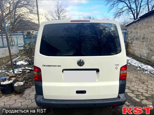 Белый Фольксваген Transporter, объемом двигателя 19 л и пробегом 490 тыс. км за 8500 $, фото 6 на Automoto.ua