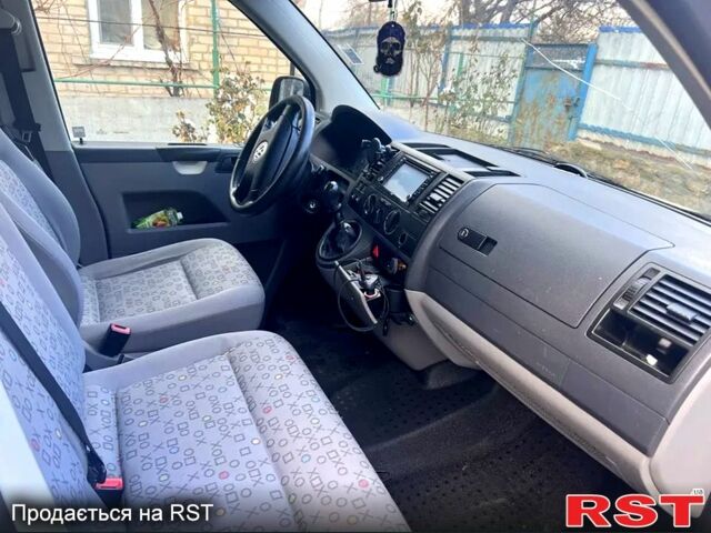 Белый Фольксваген Transporter, объемом двигателя 19 л и пробегом 490 тыс. км за 8500 $, фото 2 на Automoto.ua