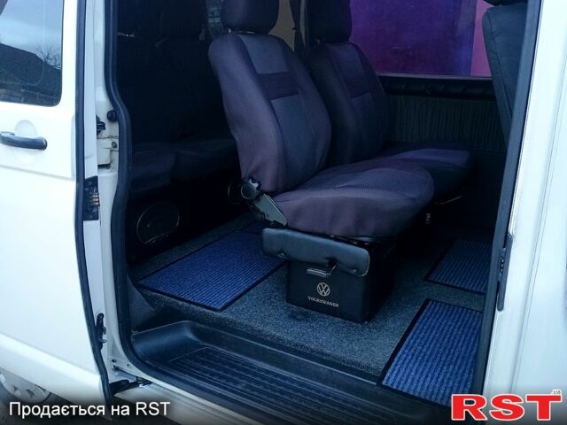 Белый Фольксваген Transporter, объемом двигателя 19 л и пробегом 387 тыс. км за 7750 $, фото 6 на Automoto.ua