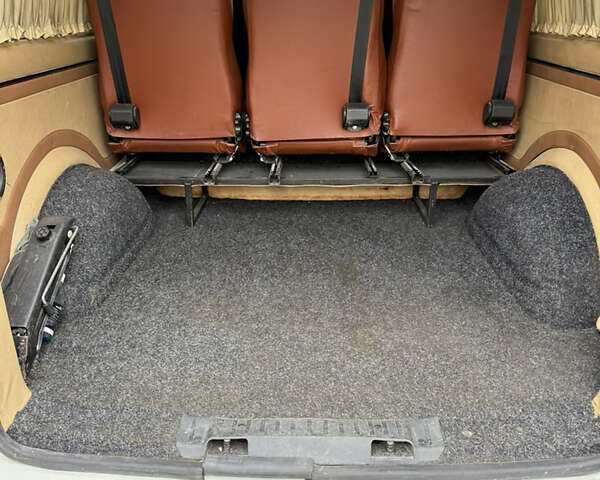 Білий Фольксваген Transporter, об'ємом двигуна 2.5 л та пробігом 279 тис. км за 11000 $, фото 9 на Automoto.ua