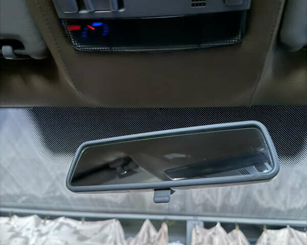 Білий Фольксваген Transporter, об'ємом двигуна 2.5 л та пробігом 279 тис. км за 11000 $, фото 13 на Automoto.ua