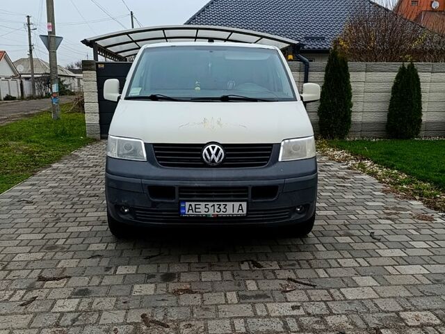 Белый Фольксваген Transporter, объемом двигателя 1.9 л и пробегом 280 тыс. км за 7950 $, фото 5 на Automoto.ua
