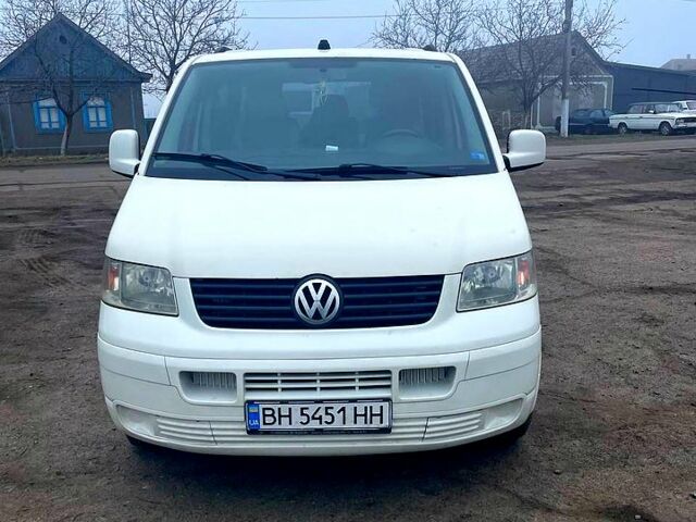 Белый Фольксваген Transporter, объемом двигателя 2.5 л и пробегом 242 тыс. км за 9700 $, фото 2 на Automoto.ua