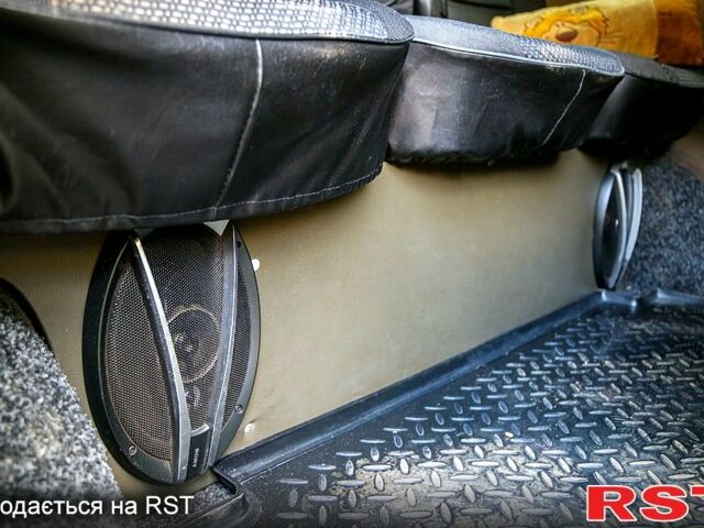 Белый Фольксваген Transporter, объемом двигателя 1.9 л и пробегом 311 тыс. км за 10500 $, фото 9 на Automoto.ua