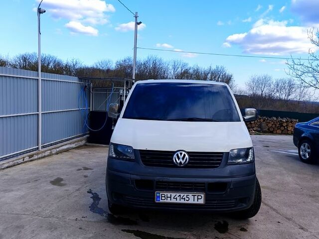 Белый Фольксваген Transporter, объемом двигателя 1.9 л и пробегом 345 тыс. км за 9200 $, фото 2 на Automoto.ua
