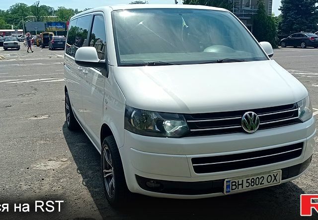 Білий Фольксваген Transporter, об'ємом двигуна 2 л та пробігом 235 тис. км за 14500 $, фото 1 на Automoto.ua