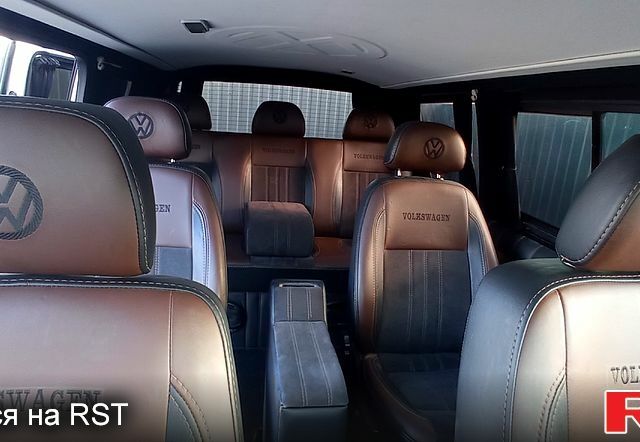 Білий Фольксваген Transporter, об'ємом двигуна 2 л та пробігом 235 тис. км за 14500 $, фото 7 на Automoto.ua