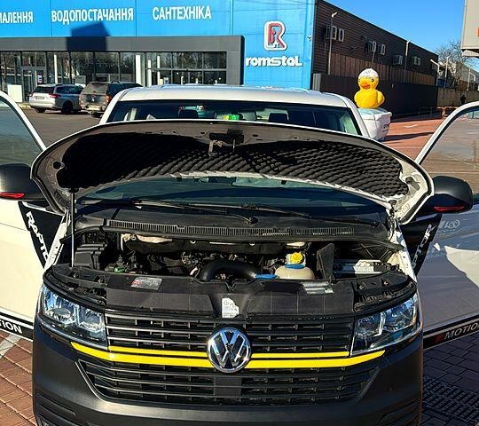 Белый Фольксваген Transporter, объемом двигателя 2 л и пробегом 192 тыс. км за 19560 $, фото 10 на Automoto.ua