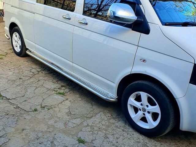 Белый Фольксваген Transporter, объемом двигателя 2 л и пробегом 287 тыс. км за 13750 $, фото 1 на Automoto.ua