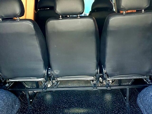 Белый Фольксваген Transporter, объемом двигателя 2 л и пробегом 287 тыс. км за 13750 $, фото 10 на Automoto.ua